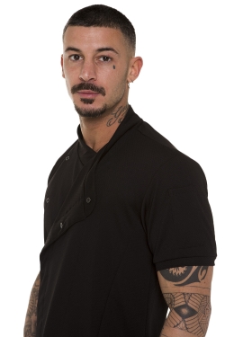detalle de la chaqueta profesional de barbero